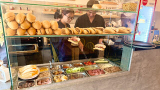 【体験レポ】ダナンの有名バインミー専門店。「Happy Bread Mi AA」が人気の理由。